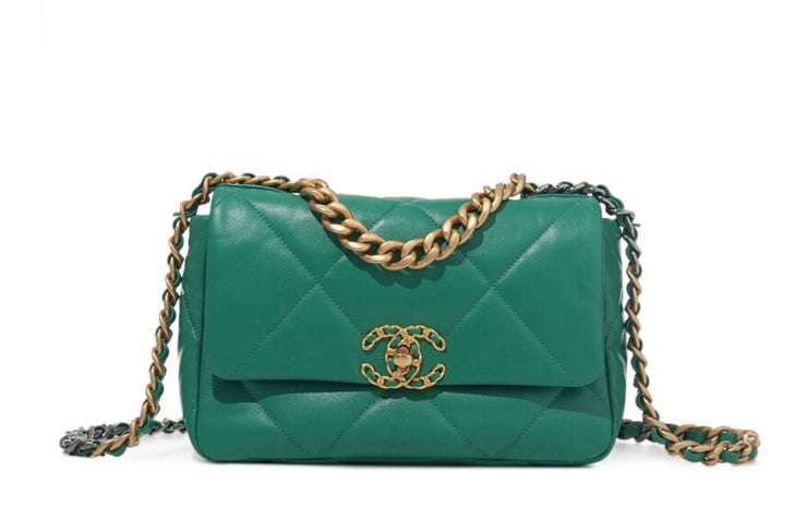 Chanel
Green Quilted Lambskin Chanel 19 Flap Gold and Ruthenium Hardware, 2020-21