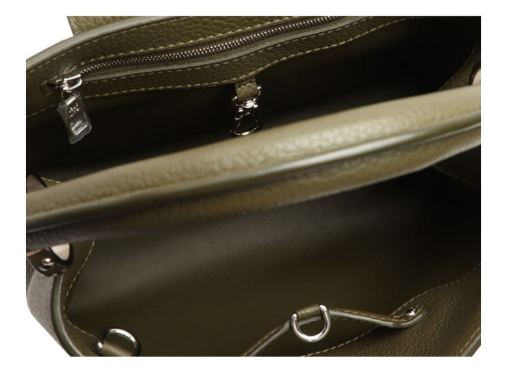 Louis Vuitton
Khaki Capucines BB Silver Hardware