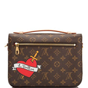 Louis Vuitton Metis Monogram Patches Pochette Metis of Coated Canvas with Golden Brass Hardware